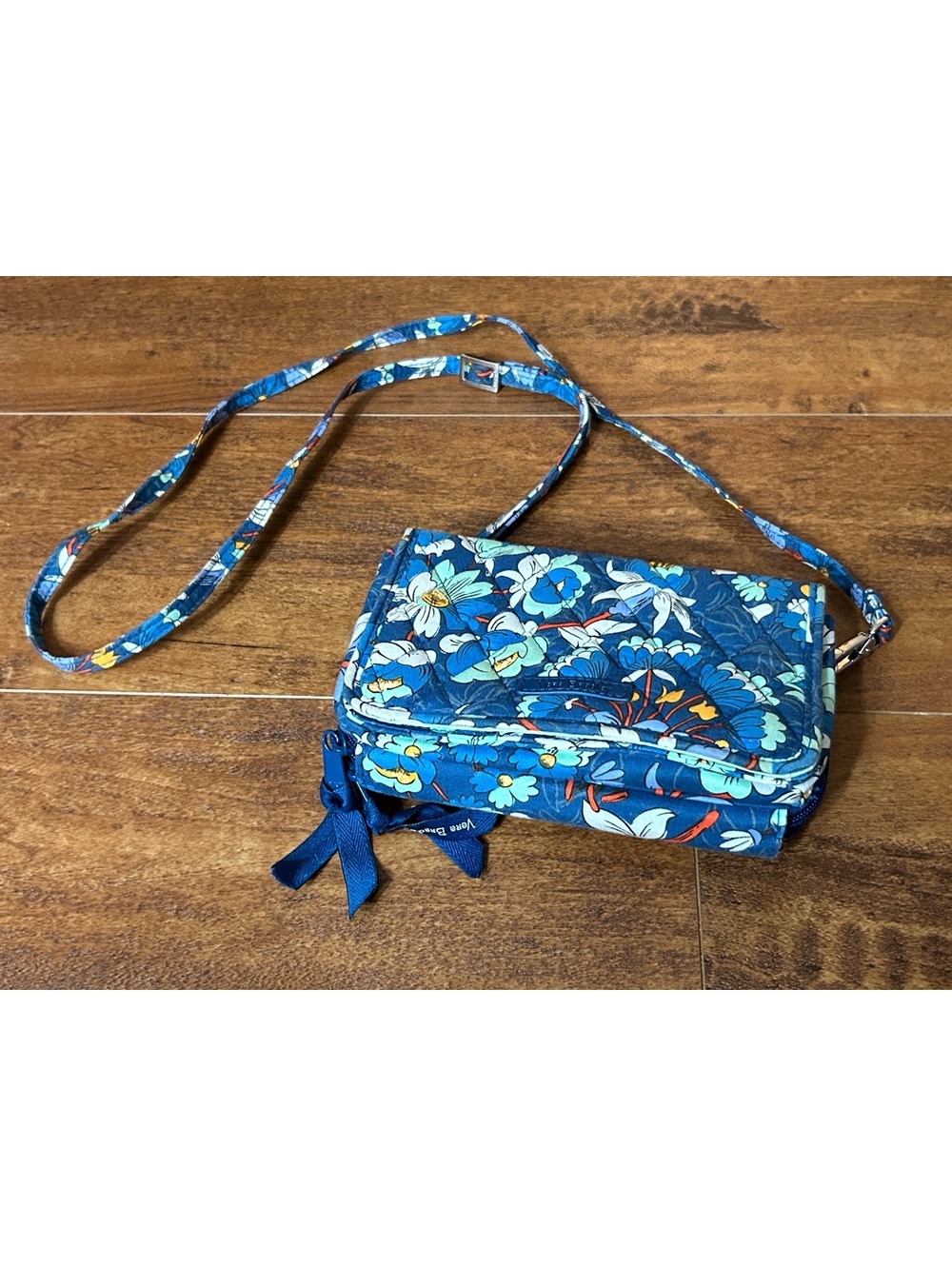 Vera Bradley Floral Quilted Crossbody Wallet Bag